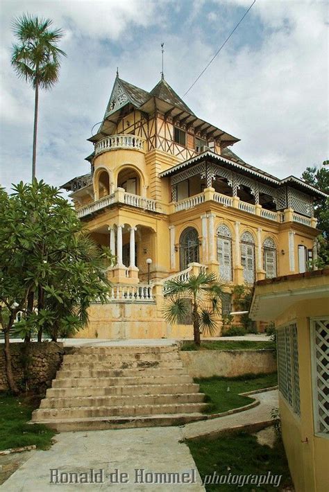 ccff80e1c9e84ffeaecb9b78400c6c6f.jpg 574×860 pixels (With images) | Beautiful homes, Haiti ...