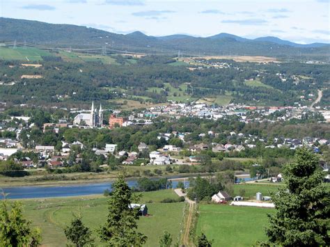 Best Time to Visit Baie-Saint-Paul: Weather and Temperatures. 7 Months to Avoid! - Quebec ...