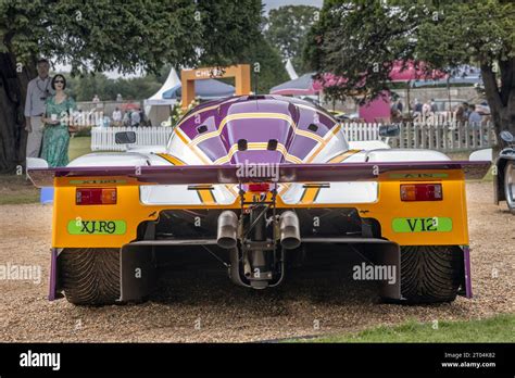 Jaguar xjr9 le mans hi-res stock photography and images - Alamy