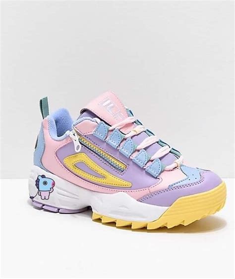 Ghim của Ann 23 trên BT21 chibi ️ | Giày nữ, Thời trang, Giầy sneaker nữ