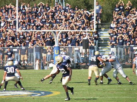 Davis, CA - October 15, 2006: UC Davis Aggies Vs Central Arkansas Bears ...