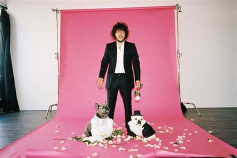 Benny Blanco, Halsey & Khalid συμπράττουν στο «Eastside» με τη συνδρομή ...