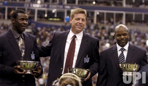 Photo: DALLAS COWBOYS RING OF HONOR INDUCTEES - DAL2005091901 - UPI.com