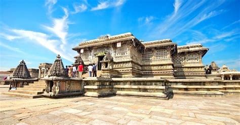 30 Famous Temples In South India Mixing Art And Divinity Of 2024