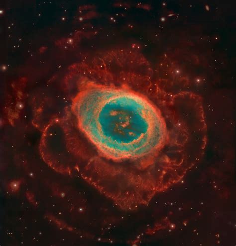 APOD: 2012 April 20 - M57: The Ring Nebula