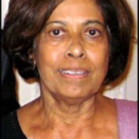 Shyamala Gopalan Harris - Age, Birthday, Biography & Children | HowOld.co