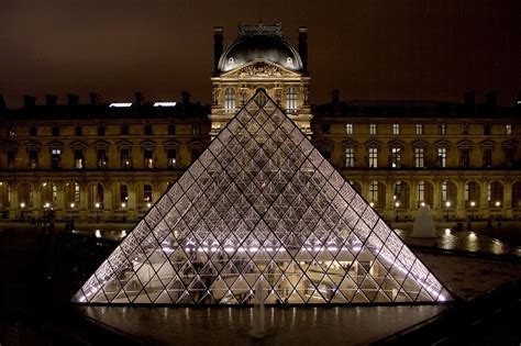 Le Louvre by night | The Louvre seen from within... (Denon p… | Flickr