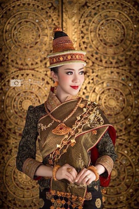 Laos Traditional Bride dress | Dress culture, Traditional dresses, Traditional outfits