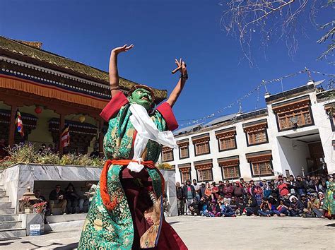 Festivals of Ladakh : A Colorful Celebration of Life - Vargis Khan