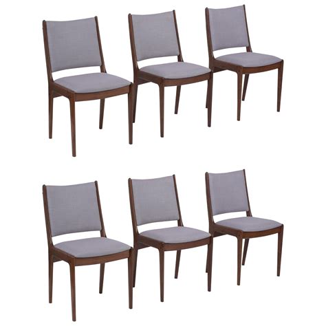 Set of Six Mid Century Modern Dining Chairs at 1stDibs