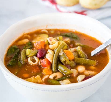 Olive Garden Minestrone Soup (Copycat Recipe) - Dinners, Dishes, and Desserts