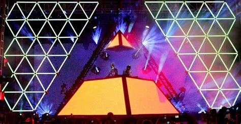 Daft Punk's Entire Live Set From Lollapalooza 2007 Has Surfaced on ...