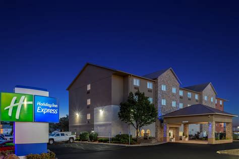 HOLIDAY INN EXPRESS COLUMBUS - OHIO EXPO CENTER, AN IHG HOTEL $92 ($̶1̶1̶6̶) - Prices & Reviews