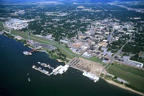 Airphoto - Aerial Photograph of Greenville, MS, US 82, Greenville ...