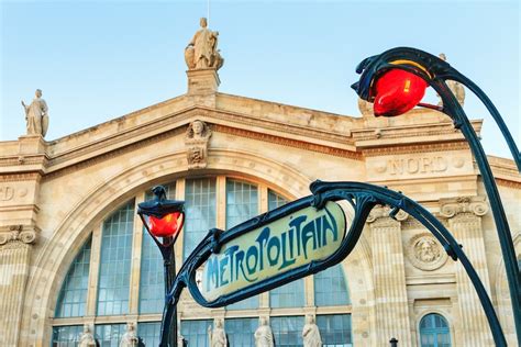 The Story Behind Paris’ Iconic Art Nouveau Metro Entrances