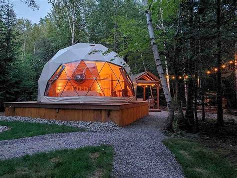 This Glamping Dome In New Brunswick Makes The Perfect Fall Getaway - Narcity