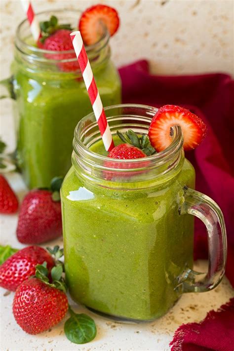 Strawberry Spinach Green Smoothie (Only 5 Ingredients!) - Cooking Classy