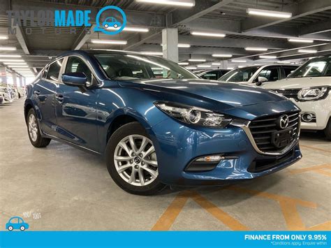 2017 Mazda AXELA HYBRID on handshake