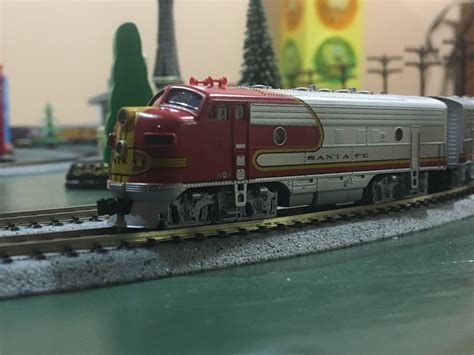 N Scale Model Railroading: PROJECT COMPLETED: Santa Fe Super Chief