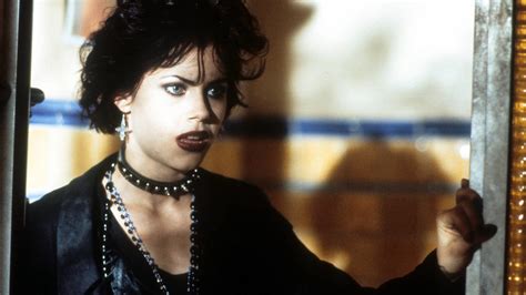 Paint it black: 20 best goths from movies, TV and music | Yardbarker