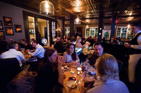 A Review of the Tap Room at Crabtree’s Kittle House, in Chappaqua - NYTimes.com