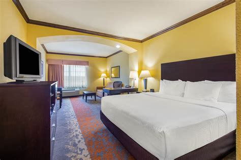 La Quinta Inn & Suites by Wyndham Eastland | Eastland, TX Hotels