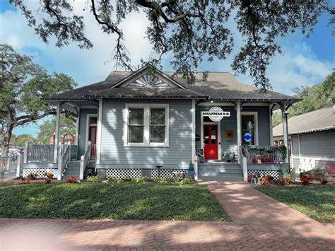 League City opens new visitor center and cafe in historic building