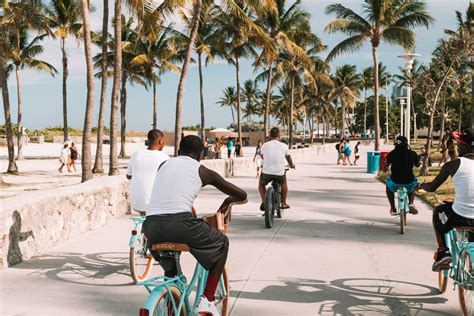 Miami Beach Highlights Bike Tour (Miami, FL) - BikeTours.com