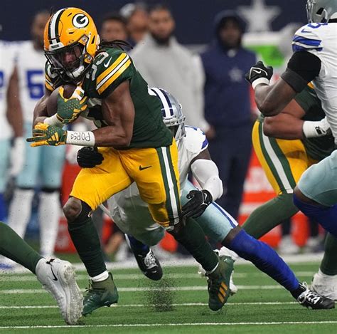 Green Bay Packers vs. Dallas Cowboys wild-card playoff game photos