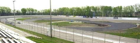 Madison International Speedway owner says track is for sale