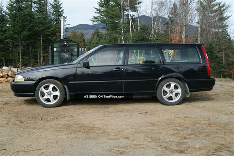 1998 Volvo V70 T5 Wagon 5 Speed