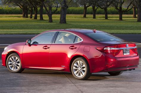 Used 2013 Lexus ES 300h for sale - Pricing & Features | Edmunds