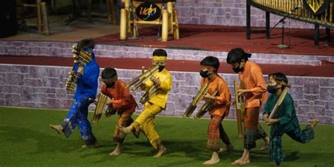 Saung Angklung Udjo: Destinasi Wisata Budaya yang Wajib Dikunjungi di ...