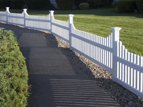 White picket fence — Stock Photo © Sonar #81030362