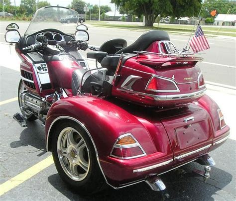 Buy 2003 Honda Gold Wing GoldWing GL 1800 TRIKE 1800 on 2040-motos