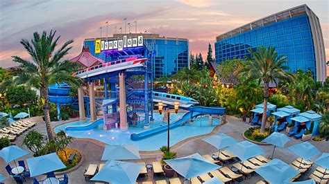 Book Disneyland Hotel, Anaheim Room Deals | Hotwire