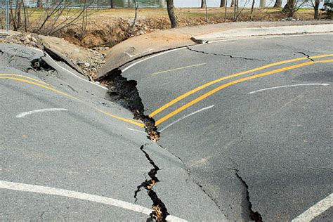 Best Earthquake Damage Stock Photos, Pictures & Royalty-Free Images ...