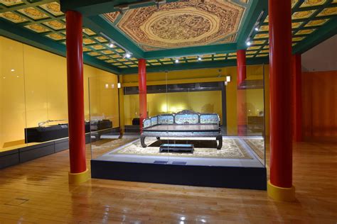 Exhibition showcases cultural artefacts from Palace Museum | Macao News