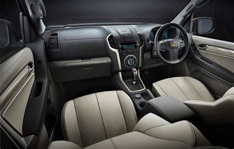 Chevrolet TrailBlazer SUV Begins Testing in India; Launching This Year - CarandBike