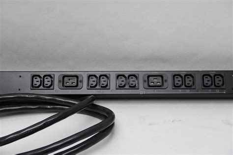 APC AP7541 Rack PDU Rackmount Vertical Power Strip 30A 200/208V (20 ...