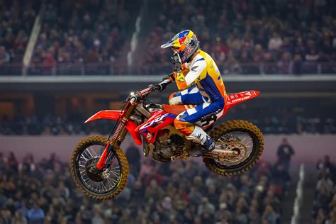 Ken Roczen Announces He is Now a “Free Agent” for 2023 - Racer X