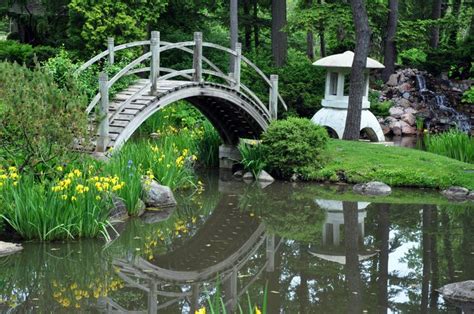 Japanese Garden Bridge Construction | Rick Beato Photo: June 2010 ...