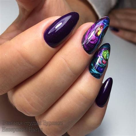 Purple swirl nail art design #nails | Ongles