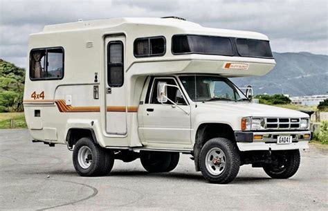 1985 Toyota SR5 Sunrader 4x4 #4x4truck #4x4 #truck #camper | Motorcycle camping gear, Toyota ...