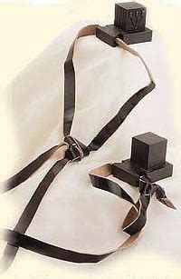 Wrapping the Mind and Heart - Tefillin - Mitzvahs & Traditions