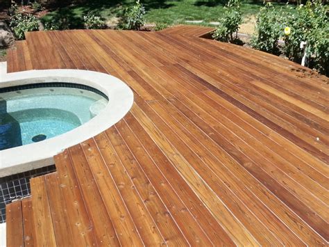 Solid Stained Redwood Deck - Cal Preserving