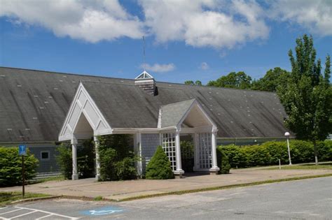 Curbside Pick-Up to begin at the Wareham Free Library | Wareham