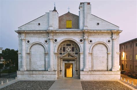 Leon Battista Alberti, San Francesco de Rimini, dit Tempio Malatestiano, XVe siècle | Rimini ...