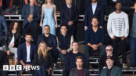 Marvel Studios celebrates its 10th birthday with an epic cast photo ...