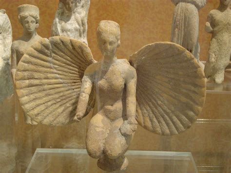 File:Petite Aphrodite.JPG - Wikimedia Commons